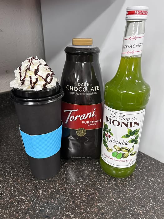 Dark chocolate and pistachio mocha